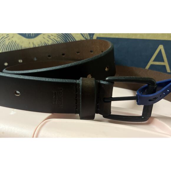 Denizen By Levi’s Brown Men’s Belt, Size M 34/36, NWT - Picture 1 of 4